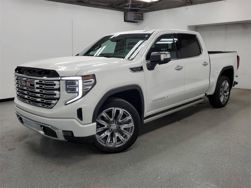 2023 GMC Sierra 1500 Denali — Pickup Truck — 25,946 mi — Saginaw, MI