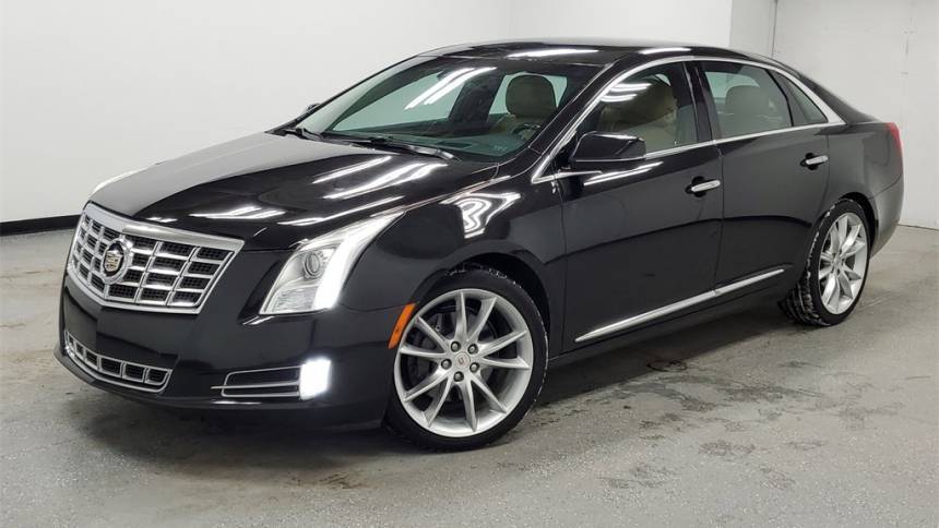 2013 Cadillac XTS Premium — Sedan — 119,615 mi — Saginaw, MI