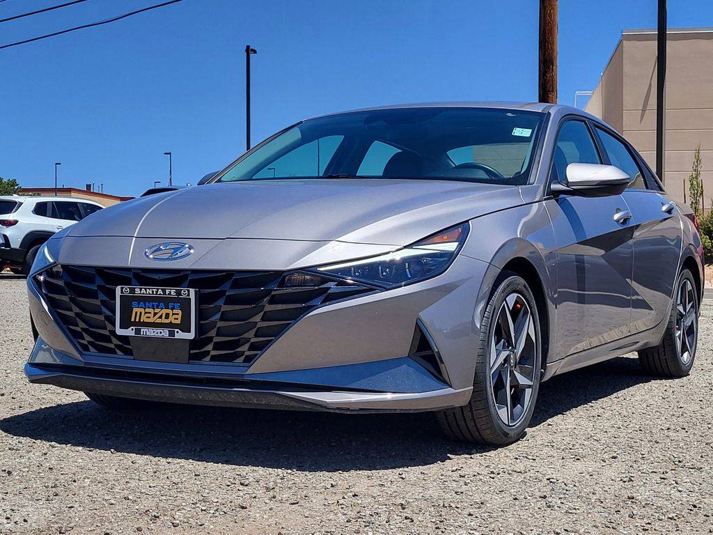 2022 Hyundai Elantra Limited — Sedan — 37,542 mi — Santa Fe, NM