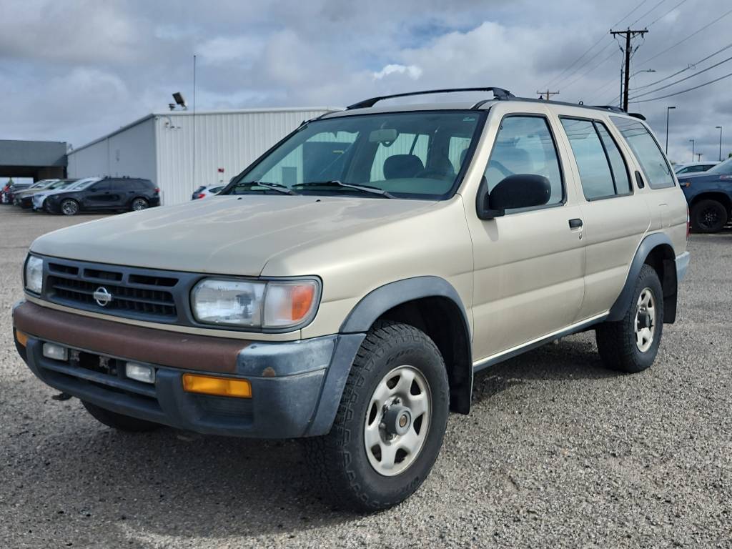 1997 Nissan Pathfinder XE — SUV — 130,683 mi — Santa Fe, NM
