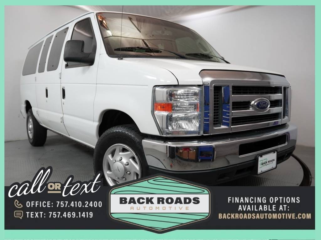 2014 Ford Econoline Wagon E-350 Super Duty XLT — Passenger Van — 123,161 mi — Chesapeake, VA