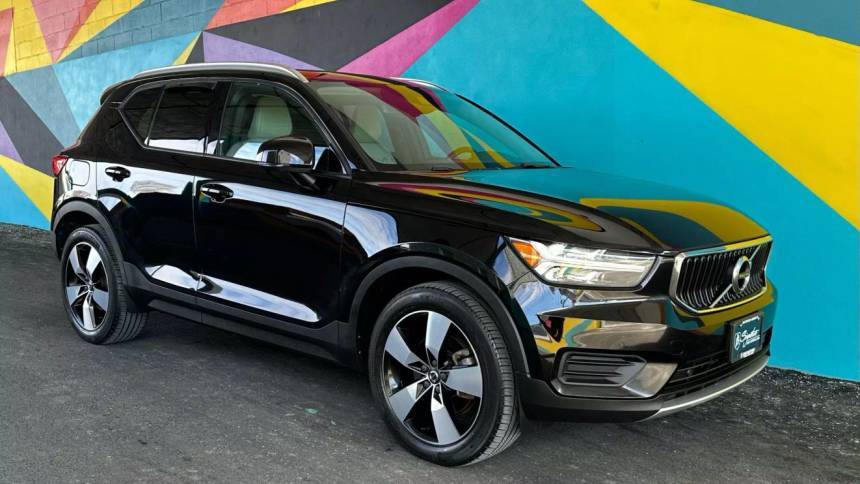 2020 Volvo XC40 Momentum — SUV — 77,639 mi — Kearny, NJ