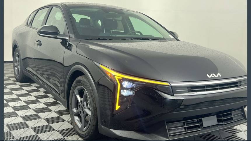 2025 Kia K4 LXS — Sedan — 6,984 mi — Clermont, FL