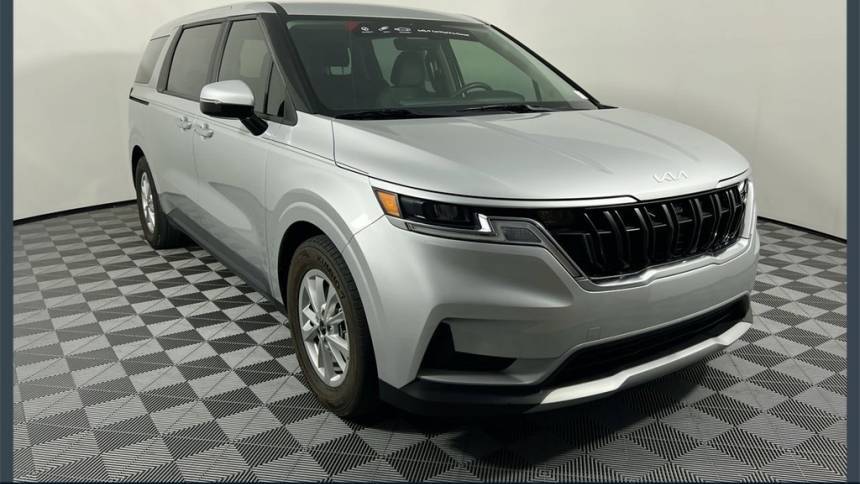2023 Kia Carnival LXS — Minivan — 83,715 mi — Clermont, FL
