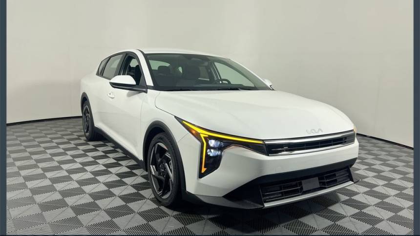 2025 Kia K4 EX — Sedan — 15,715 mi — Clermont, FL