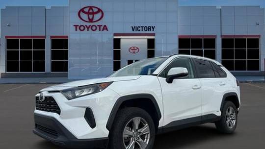 2022 Toyota RAV4 Hybrid LE — SUV — 30,301 mi — Austinburg, OH