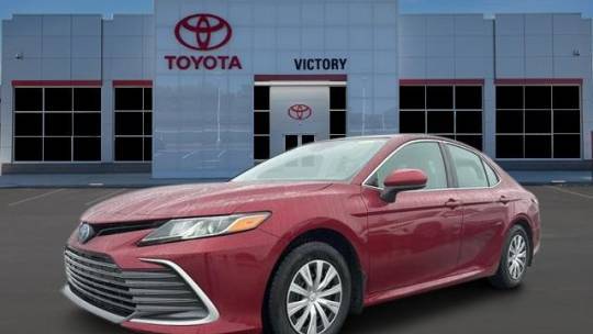 2022 Toyota Camry Hybrid LE — Sedan — 77,111 mi — Austinburg, OH