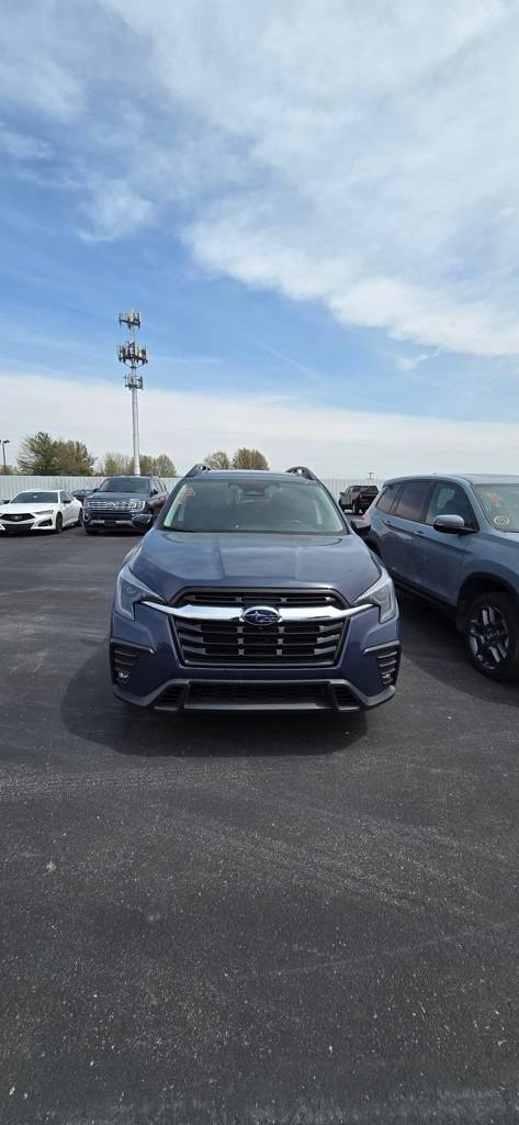 2024 Subaru Ascent Limited — SUV — 33,501 mi — Fishers, IN