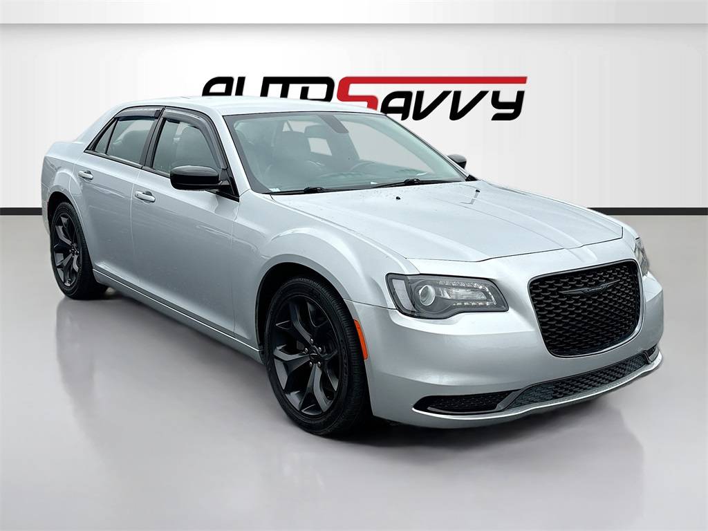 2021 Chrysler 300 Touring — Sedan — 36,712 mi — Fishers, IN