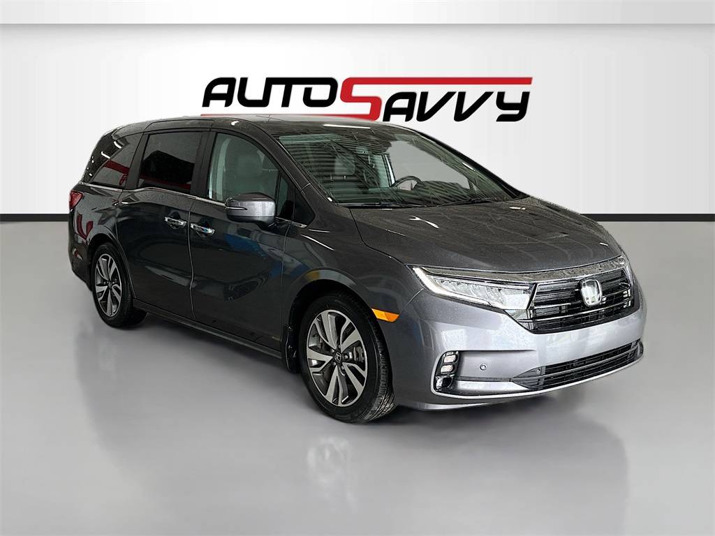 2023 Honda Odyssey Touring — Minivan — 22,545 mi — Fishers, IN