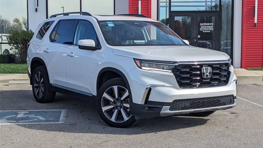 2023 Honda Pilot Touring — SUV — 8,998 mi — Indianapolis, IN