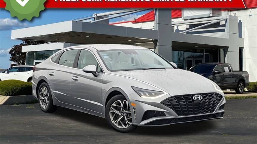 2022 Hyundai Sonata SEL — Sedan — 17,611 mi — Indianapolis, IN