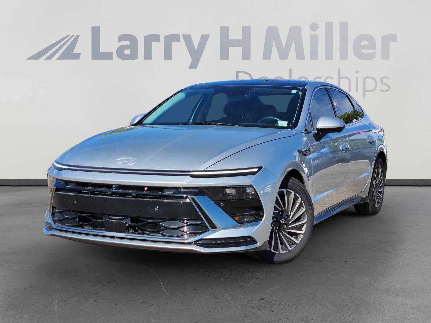 2025 Hyundai Sonata Hybrid Limited — Sedan — 5,801 mi — Albuquerque, NM