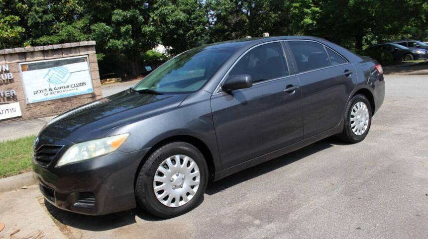 2010 Toyota Camry LE — Sedan — 81,907 mi — Norcross, GA