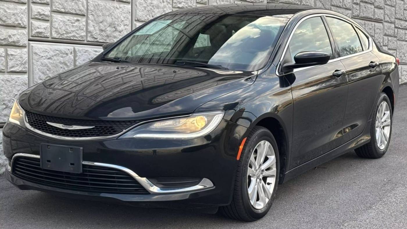 2016 Chrysler 200 Limited Platinum — Sedan — 70,350 mi — Decatur, GA