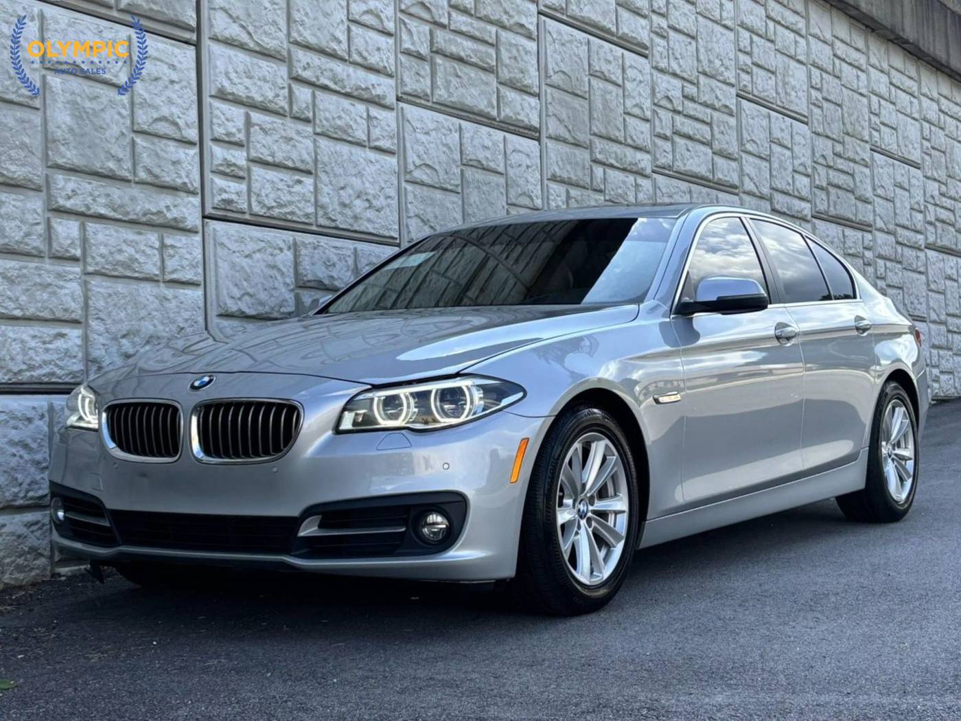 2016 BMW 5 Series 528i — Sedan — 89,135 mi — Decatur, GA