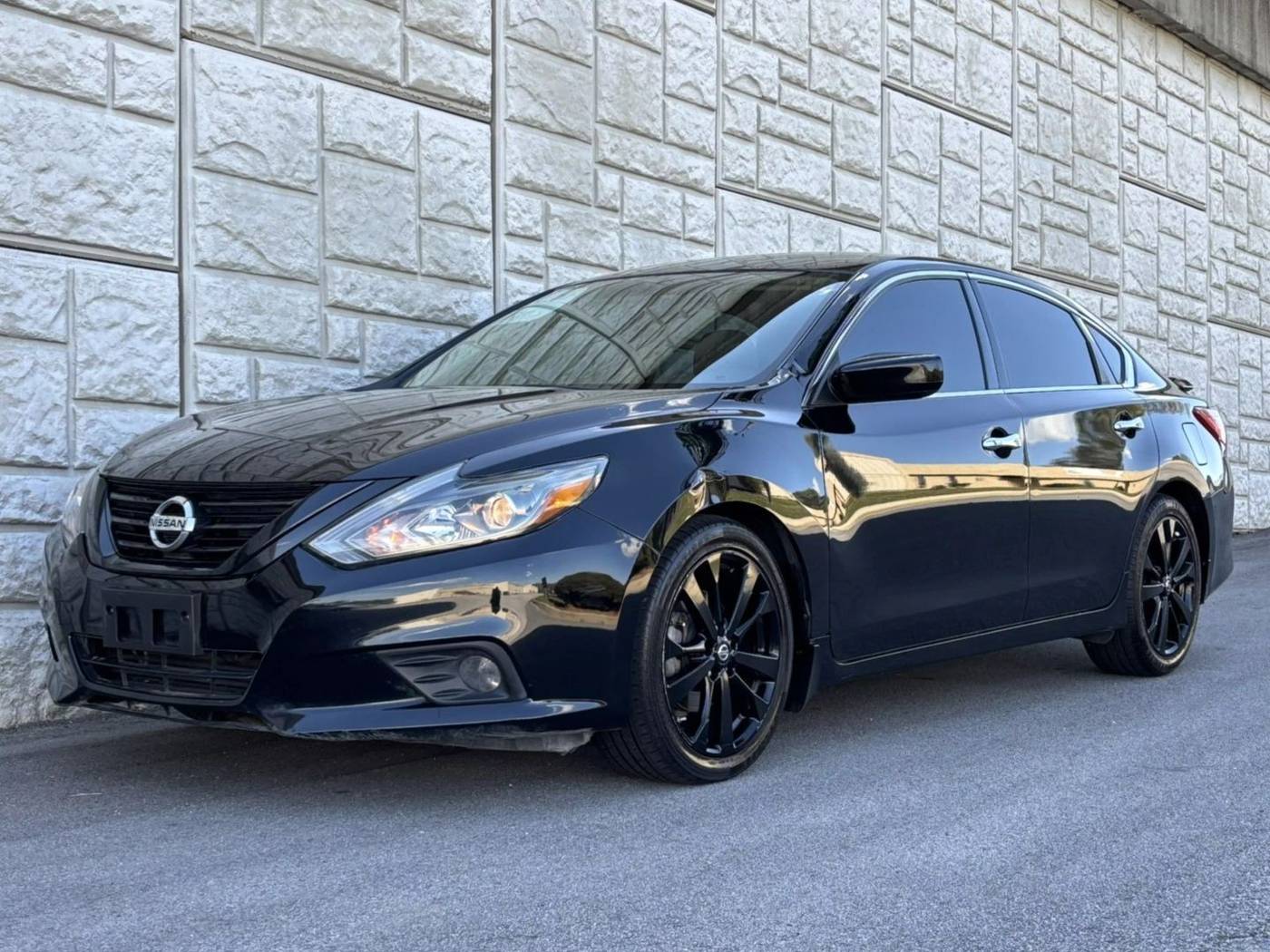 2018 Nissan Altima 2.5 SR — Sedan — 82,875 mi — Decatur, GA