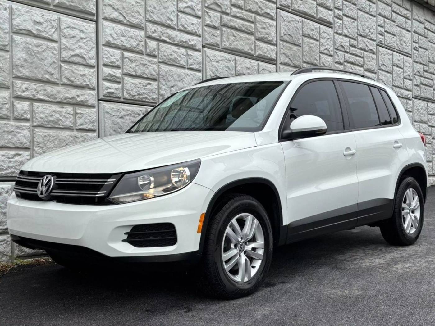 2016 Volkswagen Tiguan S — SUV — 84,293 mi — Decatur, GA