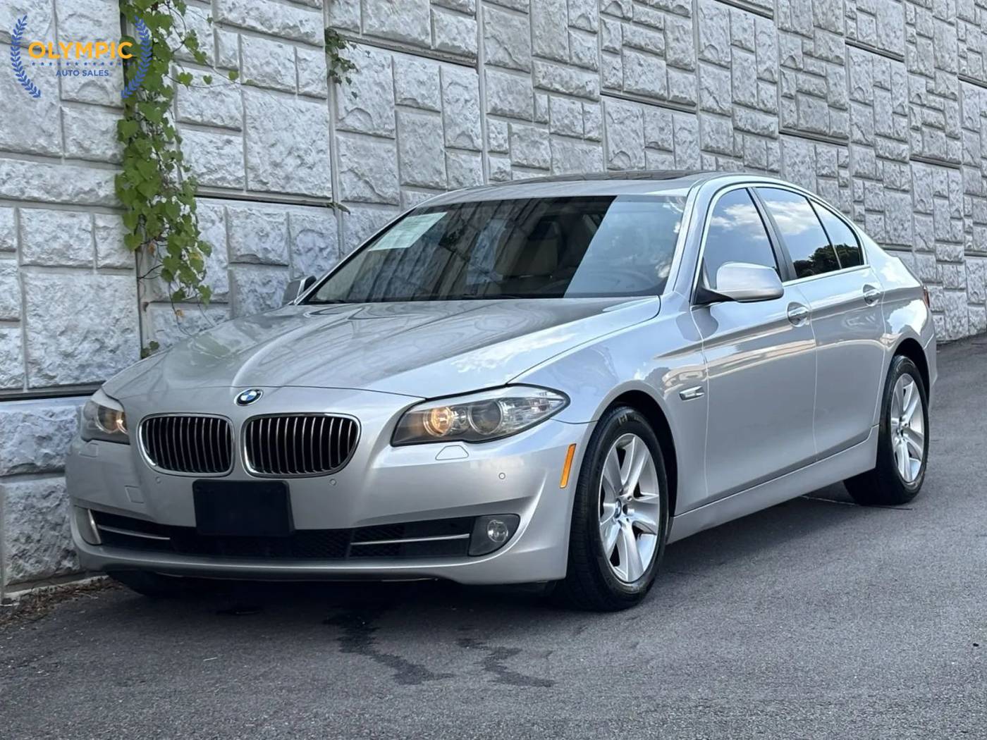 2011 BMW 5 Series 528i — Sedan — 89,541 mi — Decatur, GA