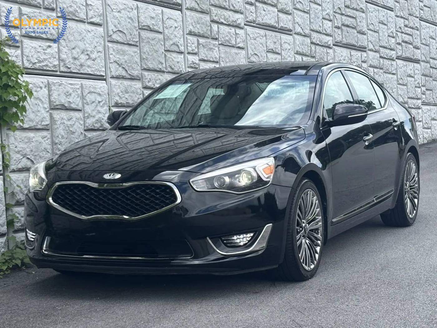 2014 Kia Cadenza Limited — Sedan — 86,515 mi — Decatur, GA