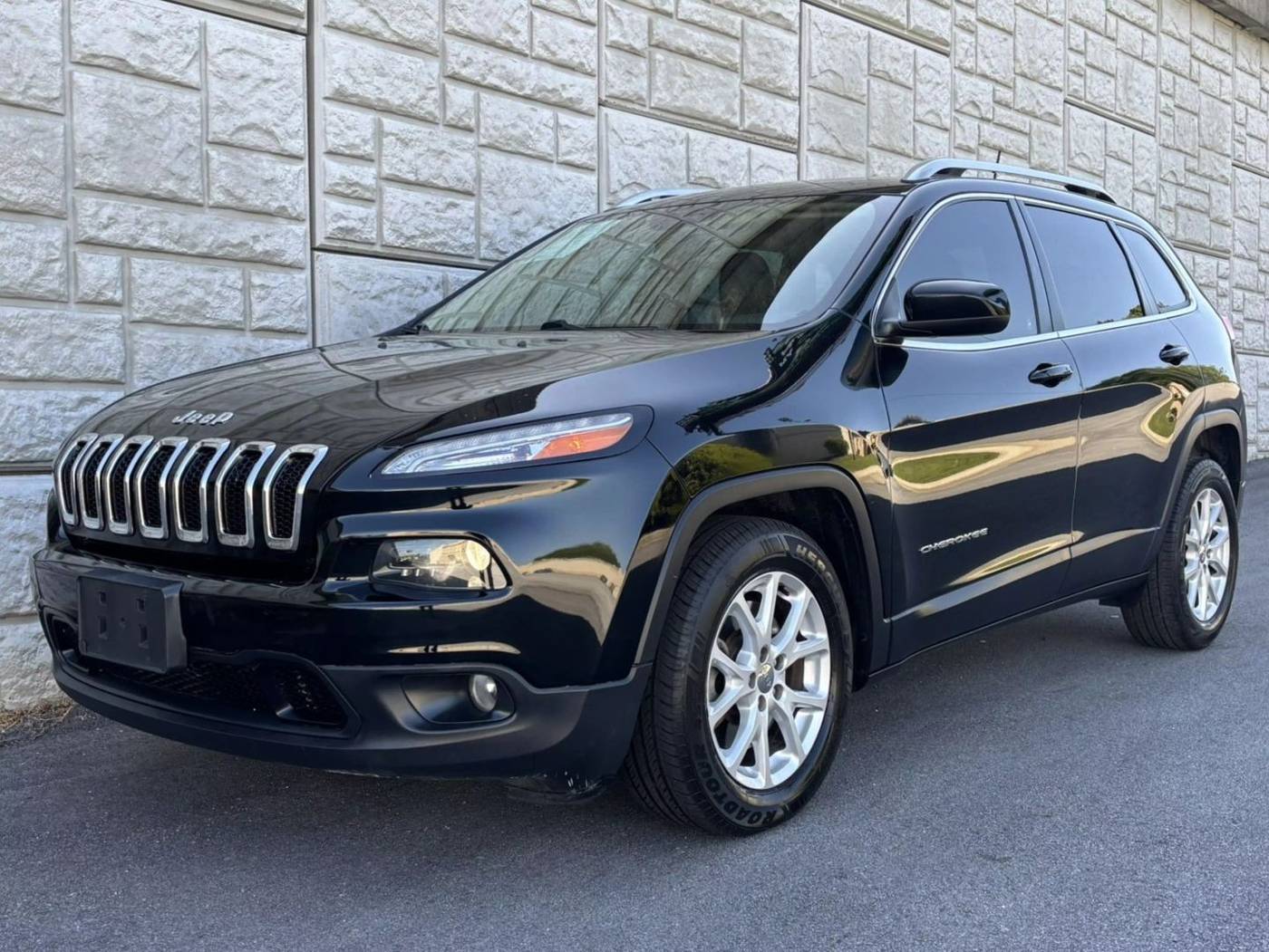 2018 Jeep Cherokee Latitude Plus — SUV — 85,842 mi — Decatur, GA