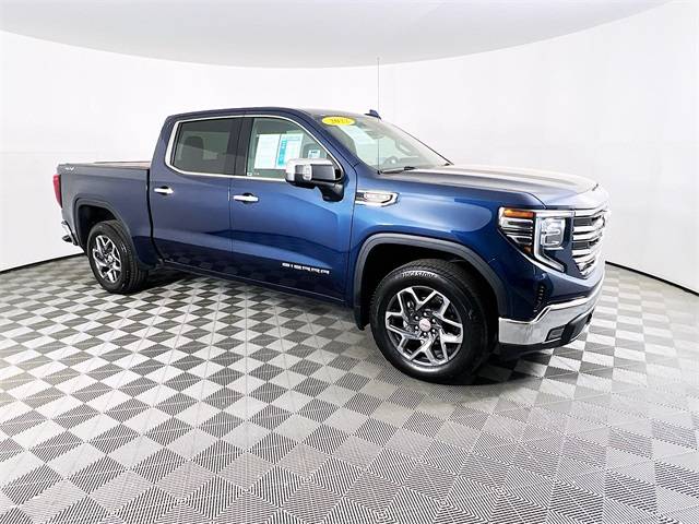 2022 GMC Sierra 1500 SLT — Pickup Truck — 17,951 mi — Selma, CA