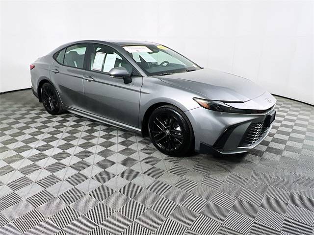2025 Toyota Camry Hybrid SE — Sedan — 5 mi — Selma, CA