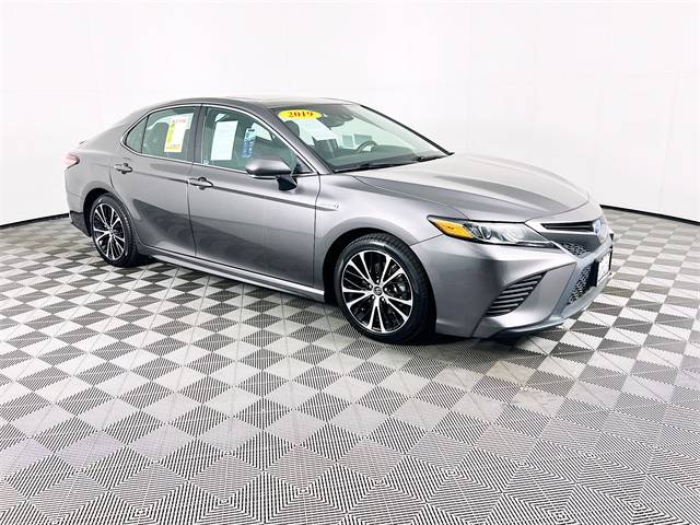 2019 Toyota Camry Hybrid SE — Sedan — 84,769 mi — Selma, CA