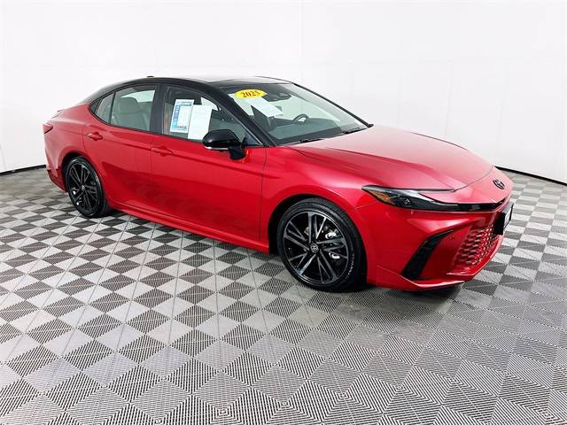 2025 Toyota Camry Hybrid XSE — Sedan — 15,011 mi — Selma, CA