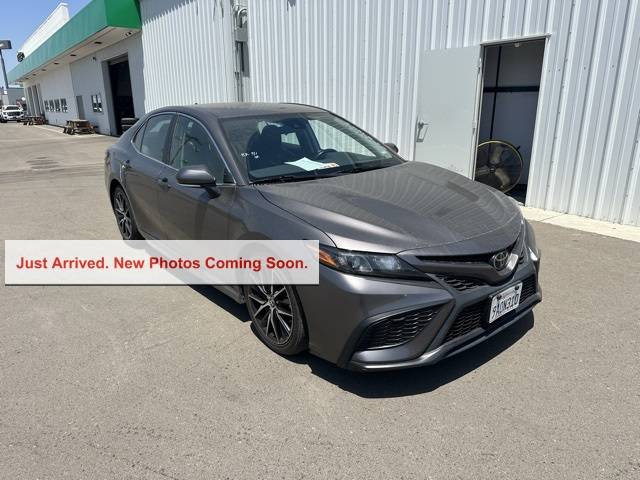 2022 Toyota Camry SE — Sedan — 51,365 mi — Selma, CA