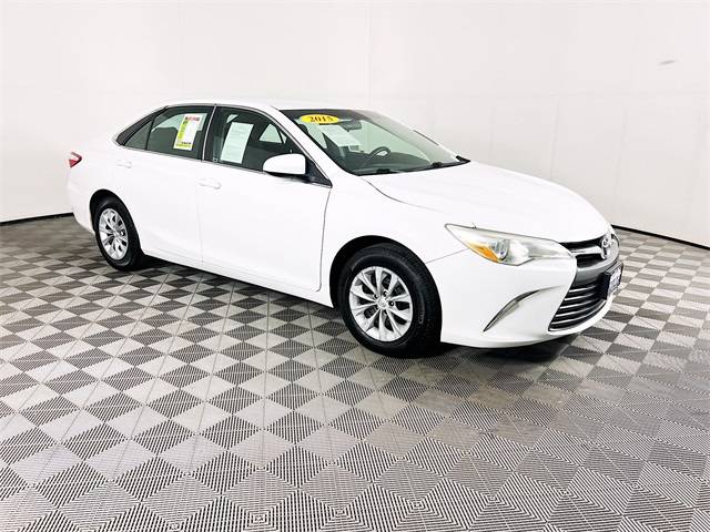 2015 Toyota Camry LE — Sedan — 133,745 mi — Selma, CA