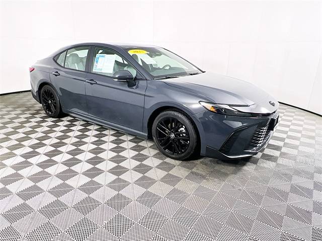 2025 Toyota Camry SE — Sedan — 10 mi — Selma, CA