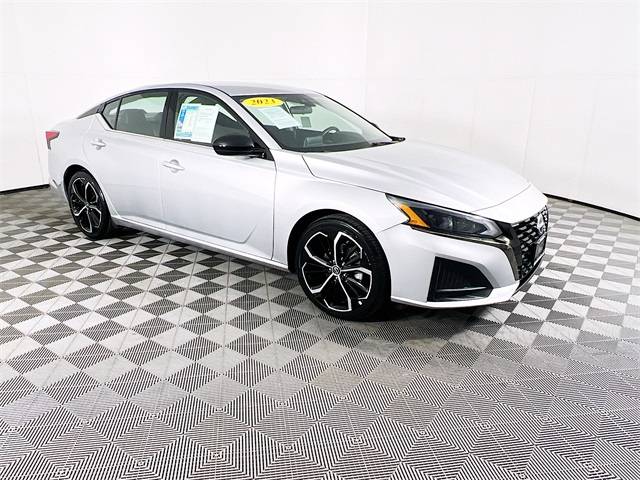 2023 Nissan Altima SR — Sedan — 52,298 mi — Selma, CA