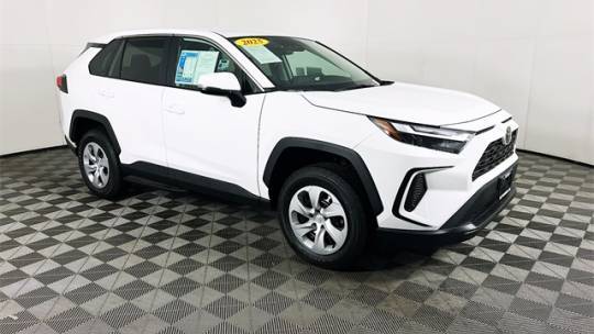 2025 Toyota RAV4 LE — SUV — 15 mi — Selma, CA