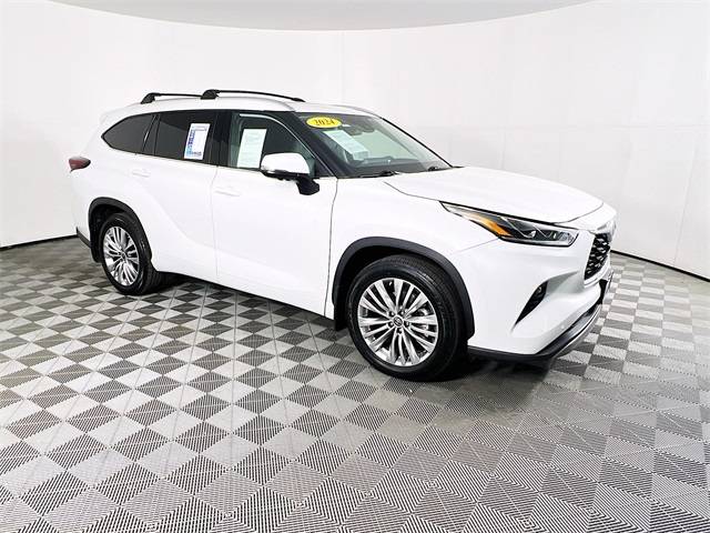 2024 Toyota Highlander Platinum — SUV — 25,459 mi — Selma, CA