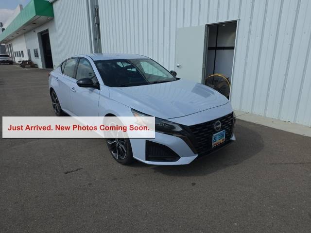 2023 Nissan Altima SR — Sedan — 61,957 mi — Selma, CA