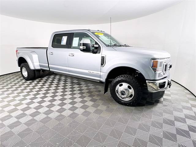 2022 Ford Super Duty F-350 LARIAT — Pickup Truck — 67,007 mi — Selma, CA