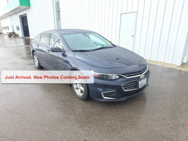 2017 Chevrolet Malibu LS — Sedan — 102,744 mi — Selma, CA
