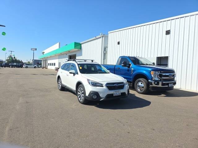 2018 Subaru Outback 3.6R Touring — SUV — 156,459 mi — Selma, CA