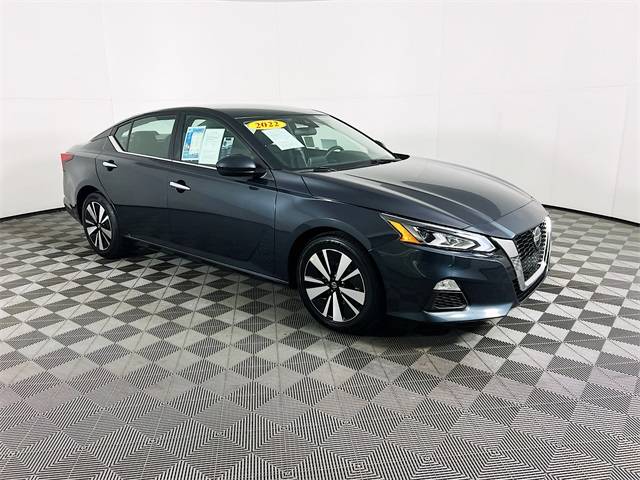 2022 Nissan Altima SV — Sedan — 57,487 mi — Selma, CA
