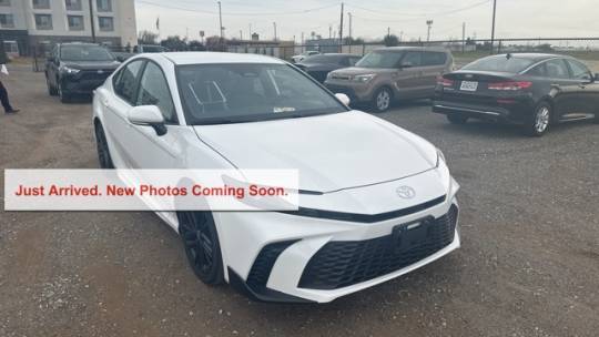 2025 Toyota Camry LE — Sedan — 110 mi — Selma, CA