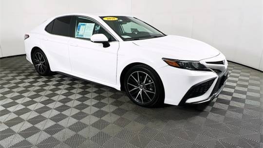 2021 Toyota Camry SE — Sedan — 37,440 mi — Selma, CA