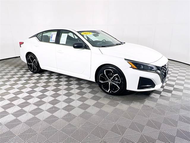 2023 Nissan Altima SR — Sedan — 51,464 mi — Selma, CA