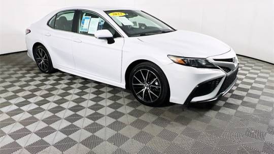 2023 Toyota Camry SE — Sedan — 59,685 mi — Selma, CA