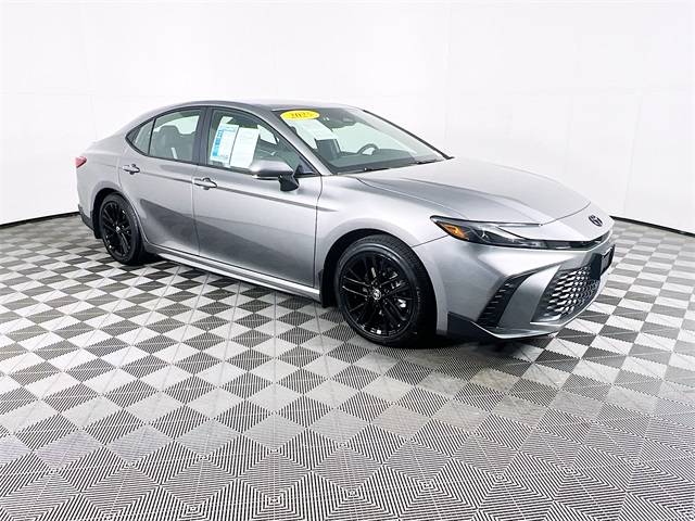 2025 Toyota Camry LE — Sedan — 24 mi — Selma, CA