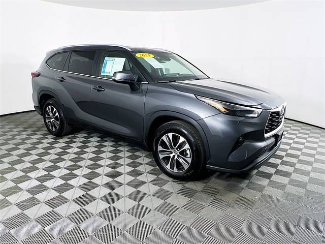 2024 Toyota Highlander LE — SUV — 23,999 mi — Selma, CA