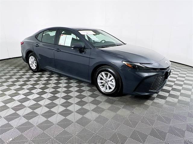2025 Toyota Camry LE — Sedan — 10 mi — Selma, CA