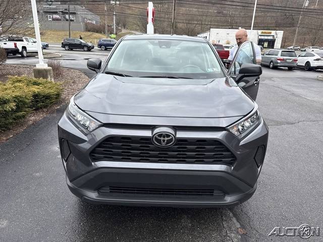 2022 Toyota RAV4 LE — SUV — 33,679 mi — Pittsburgh, PA