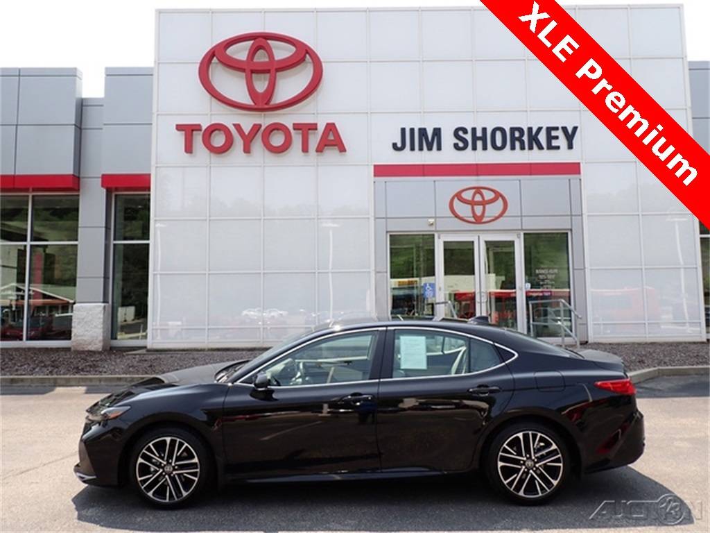 2025 Toyota Camry XLE — Sedan — 2,537 mi — Pittsburgh, PA