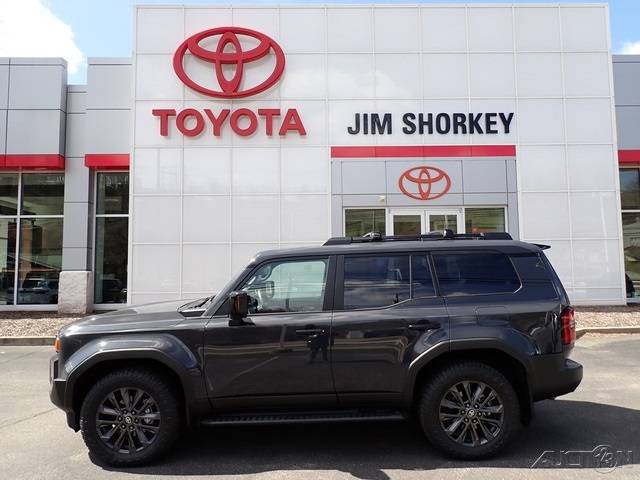 2025 Toyota Land Cruiser Base — SUV — 1,956 mi — Pittsburgh, PA